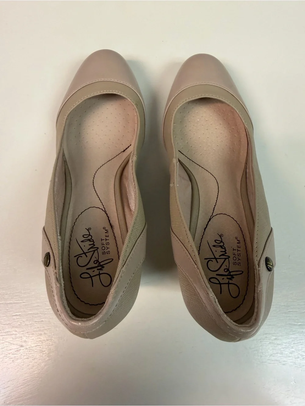 Life Stride Dreams Dress Wedge in Classic Stone Size 7.5